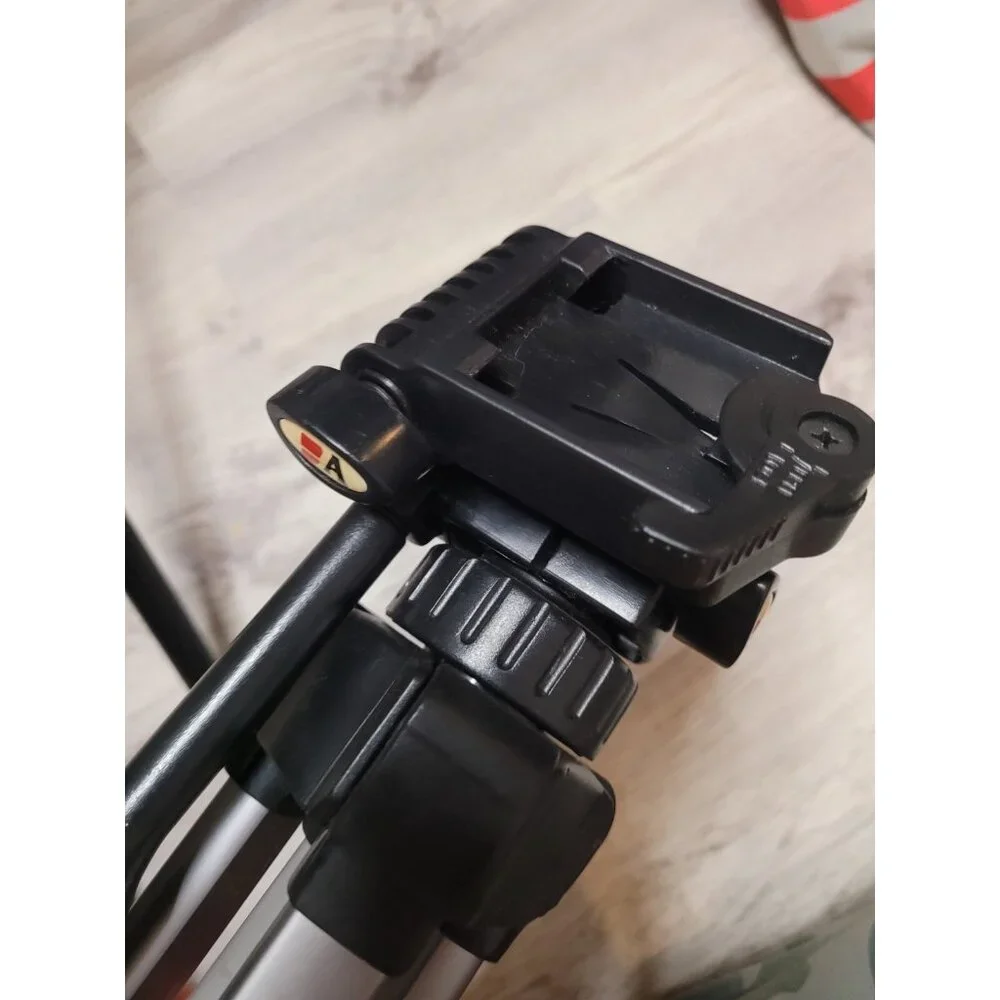 AMBICO Deluxe Compatible Tripod V 0555 with Pan Head